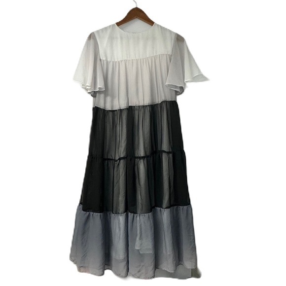 Other - Carlucci kids xxl white gray black tiered color block dress ruffle short sleeve